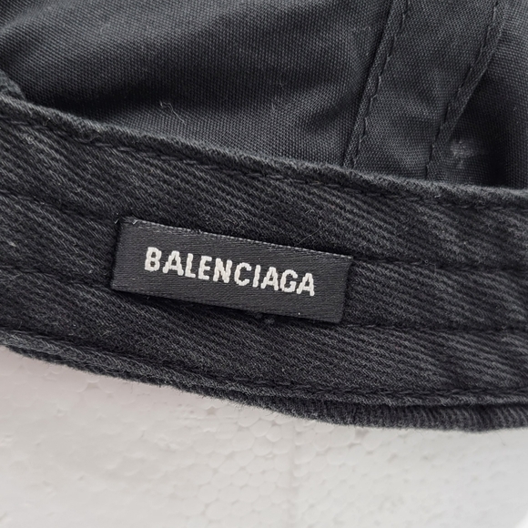 Balenciaga Naturally Distressed Baseball Cap - Picture 5 of 6